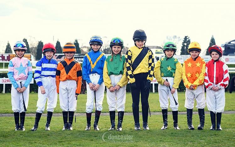  Ten children from the Shetland Ponies