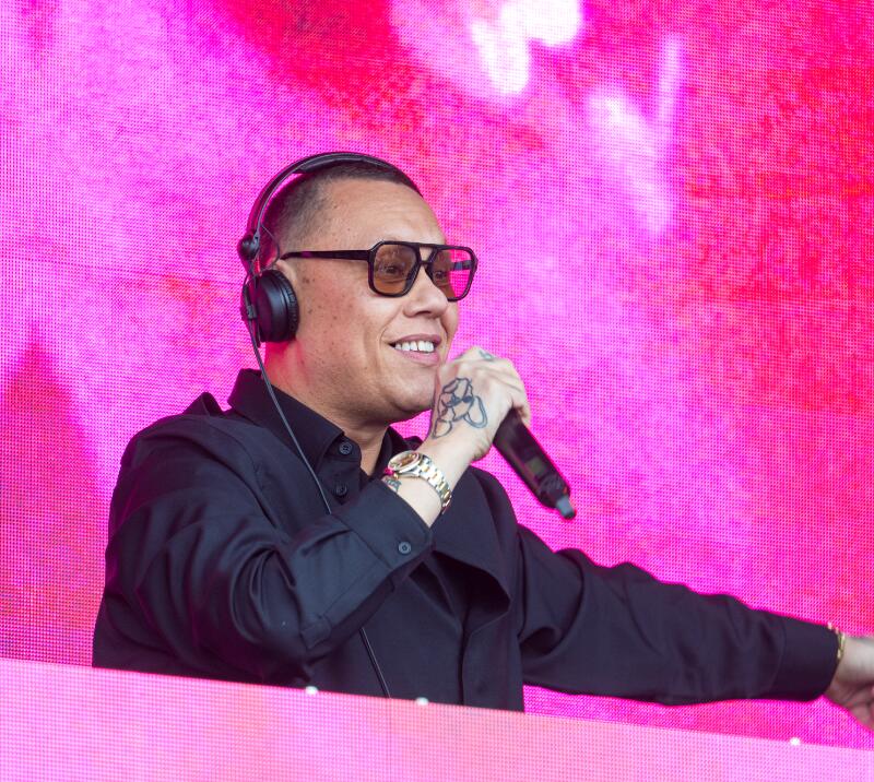 Gok Wan performing at the St Leger Festival on Ladies Day 2025